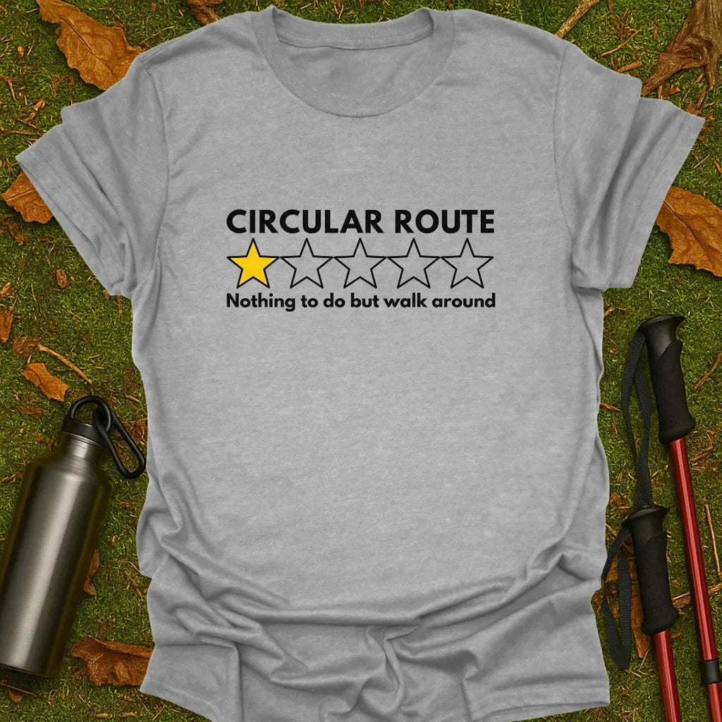 T-shirt met ster op rondweg